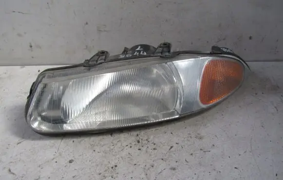 Toyota Avensis T250 Headlight/headlamp 39480