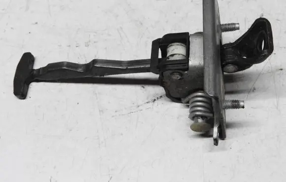 Peugeot 308 Front door check strap stopper 20DP42