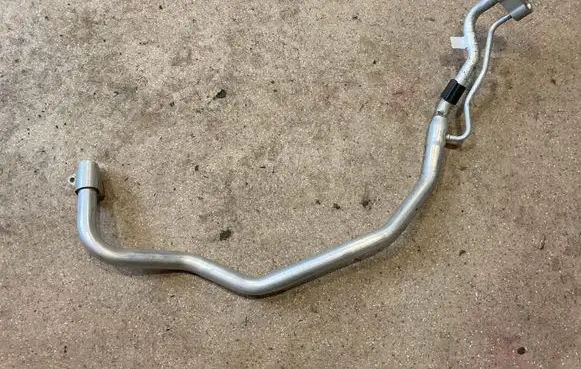 Audi Q7 4M Air conditioning (A/C) pipe/hose 4M0816738M