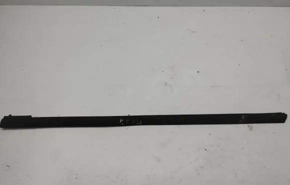 Ford C-MAX I Rear door glass trim molding