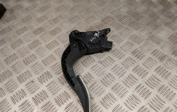 Audi A5 Accelerator throttle pedal 4H0807285