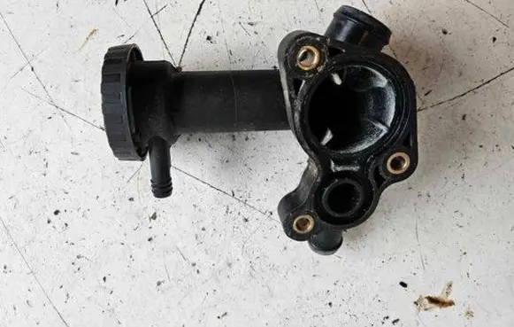 Mini One - Cooper R50 - 53 Engine coolant pipe/hose 04777858AB