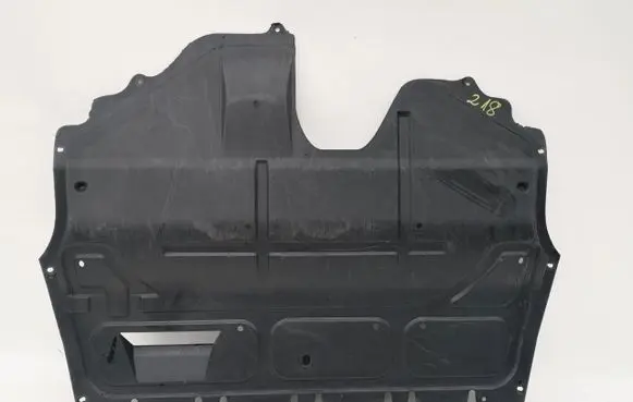 Seat Ibiza IV (6J,6P) Engine splash shield/under tray 6Q0825235G
