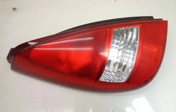 Suzuki Liana Rear/tail lights