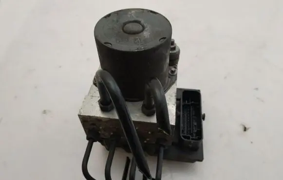 Audi A4 S4 B7 8E 8H ABS Pump 8E0910517H 8E0614517BF
