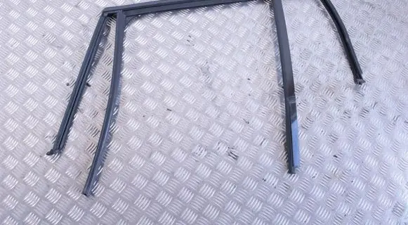 BMW X3 F25 Rear door glass trim molding 7250383 190330