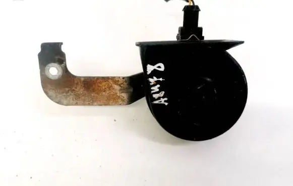 Volvo V50 Horn signal E30055306