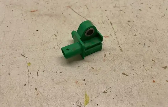Volkswagen Touran II Airbag deployment crash/impact sensor 5K0959351 5WK44000