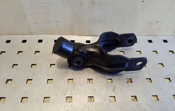 Peugeot 5008 Other engine bay part