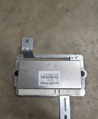 Mercedes-Benz GL X164 Suspension control unit/module A2515454132