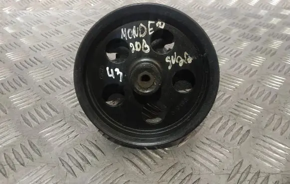 Ford Mondeo Mk III Power steering pump 012102
