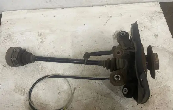BMW X1 E84 Rear wheel hub 678805004 7591596