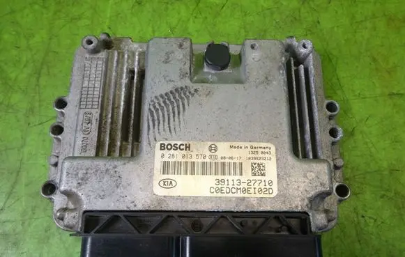 KIA Ceed Engine control unit/module 3911327710