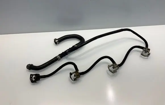 Mercedes-Benz C W204 Fuel main line pipe A6460781981 6460781981