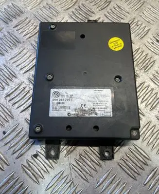 Skoda Superb B6 (3T) Bluetooth control unit module 5N0035730C