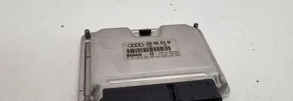 Audi A4 S4 B5 8D Engine control unit/module 038906019BR 28SA4418 0281010226