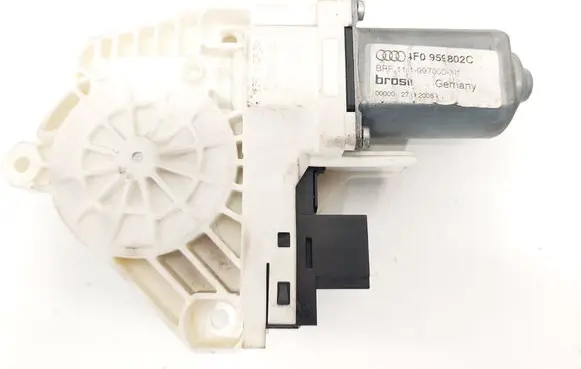 Audi A6 S6 C6 4F Front door window regulator motor 4F0959802C