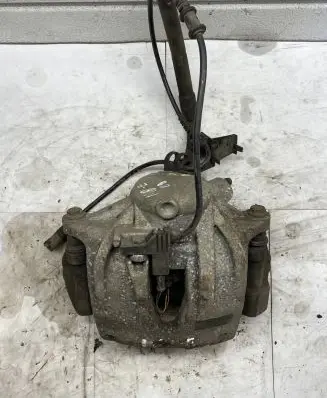 Mercedes-Benz E W211 Front brake caliper