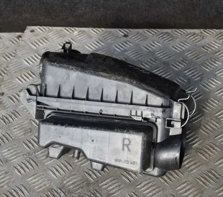 Toyota Yaris Air filter box 87096LS