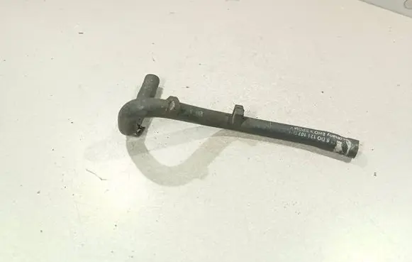 Volkswagen PASSAT B5.5 Engine coolant pipe/hose 8D0121107D