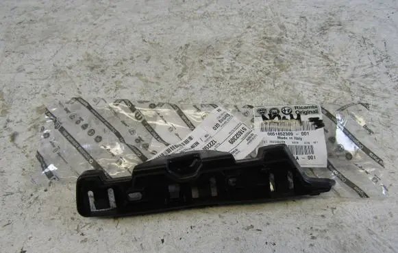 Fiat Punto (199) Front bumper mounting bracket 51852309
