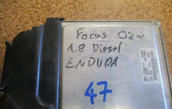 Ford Focus Wing mirror control module 12240250FORD