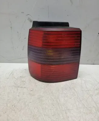 Volkswagen PASSAT B4 Rear/tail lights 3A9945111B