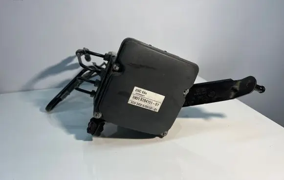 BMW 5 E60 E61 ABS Pump 6784151