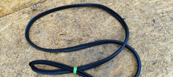 Mazda 6 Front door rubber seal