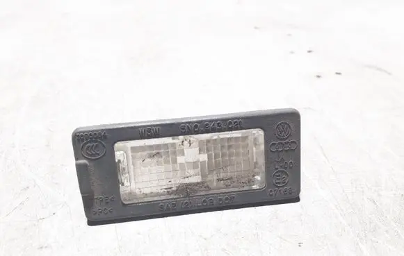Volkswagen PASSAT B7 Number plate light 5N0943021