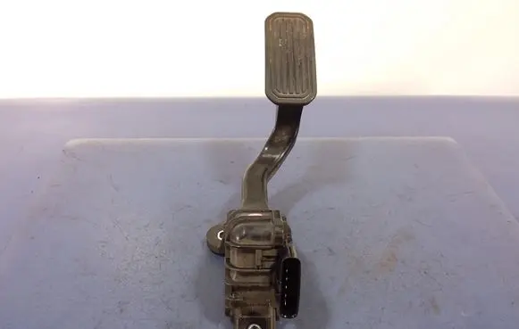 Cadillac SRX Accelerator throttle pedal 78120-48090