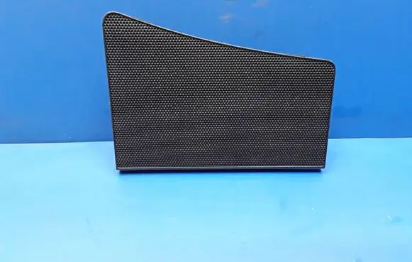 Side speaker trim/cover