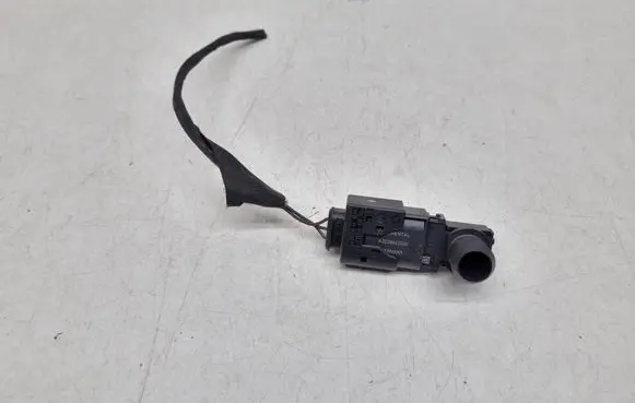 BMW X1 E84 Sensor 6875605