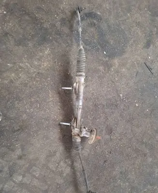 Peugeot Partner Steering rack E3010