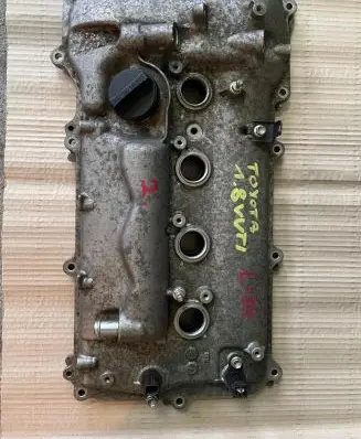 Toyota Corolla E210 E21 Rocker cam cover D0A901