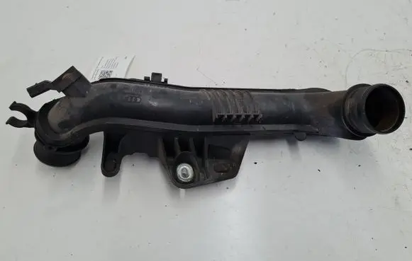 Audi A4 S4 B8 8K Intercooler hose/pipe 8K0145673L