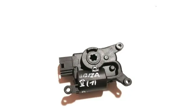 Seat Ibiza V (KJ) Air flap motor/actuator 2Q0907511A 2Q0907511