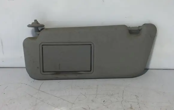 Toyota Yaris Sun visor