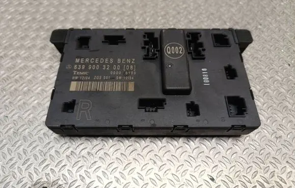 Mercedes-Benz Vito Viano W639 Door control unit/module 6399003200 00006169 1204GS001