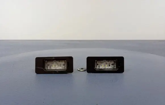BMW 1 F40 Number plate light 9481842