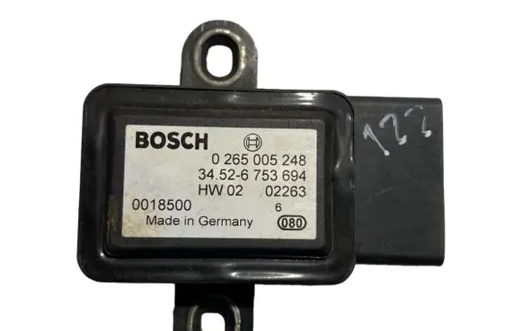 BMW 5 E39 ESP acceleration yaw rate sensor 6753694 34526753694 0265005248