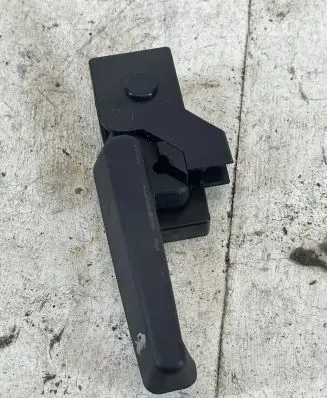 Engine bonnet (hood) release handle