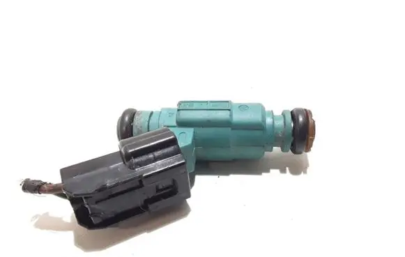 Hyundai i20 (PB PBT) Fuel injector 3531003000