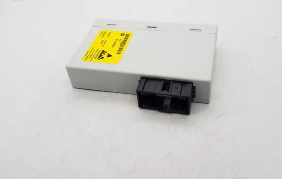 BMW 5 E60 E61 Central console control unit 9138969