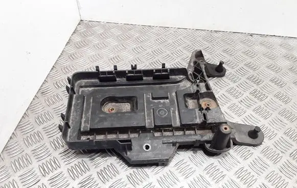 Seat Altea Battery tray 1K0915333C