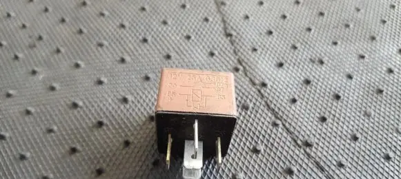 Renault Clio II Other relay 12V25A03612