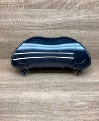 Toyota Avensis T250 Speedometer (instrument cluster) 8380005631 MB2574300150