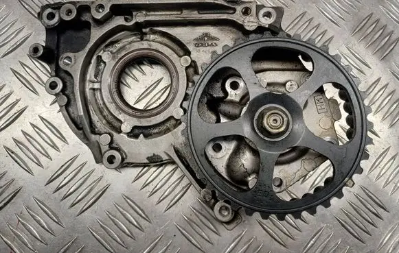 Opel Astra H Oil pump 