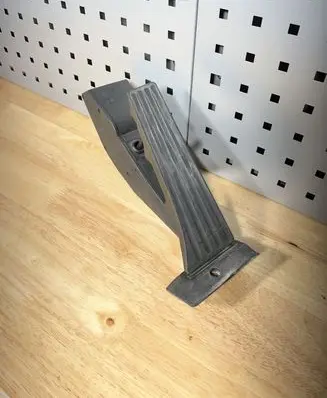 BMW X3 E83 Accelerator throttle pedal 25916010 6772645 3542677264502