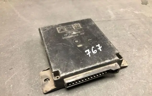 Opel Zafira A Engine control unit/module 22071485